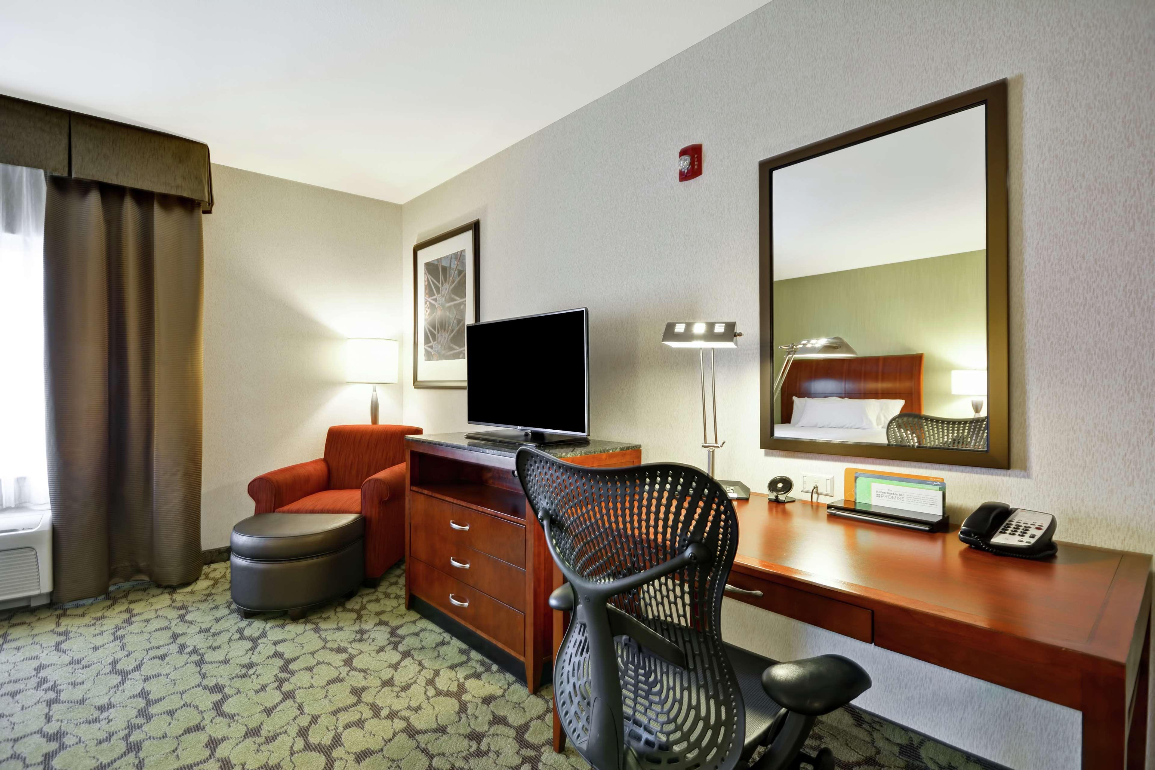 Hilton Garden Inn Fort Collins Kültér fotó