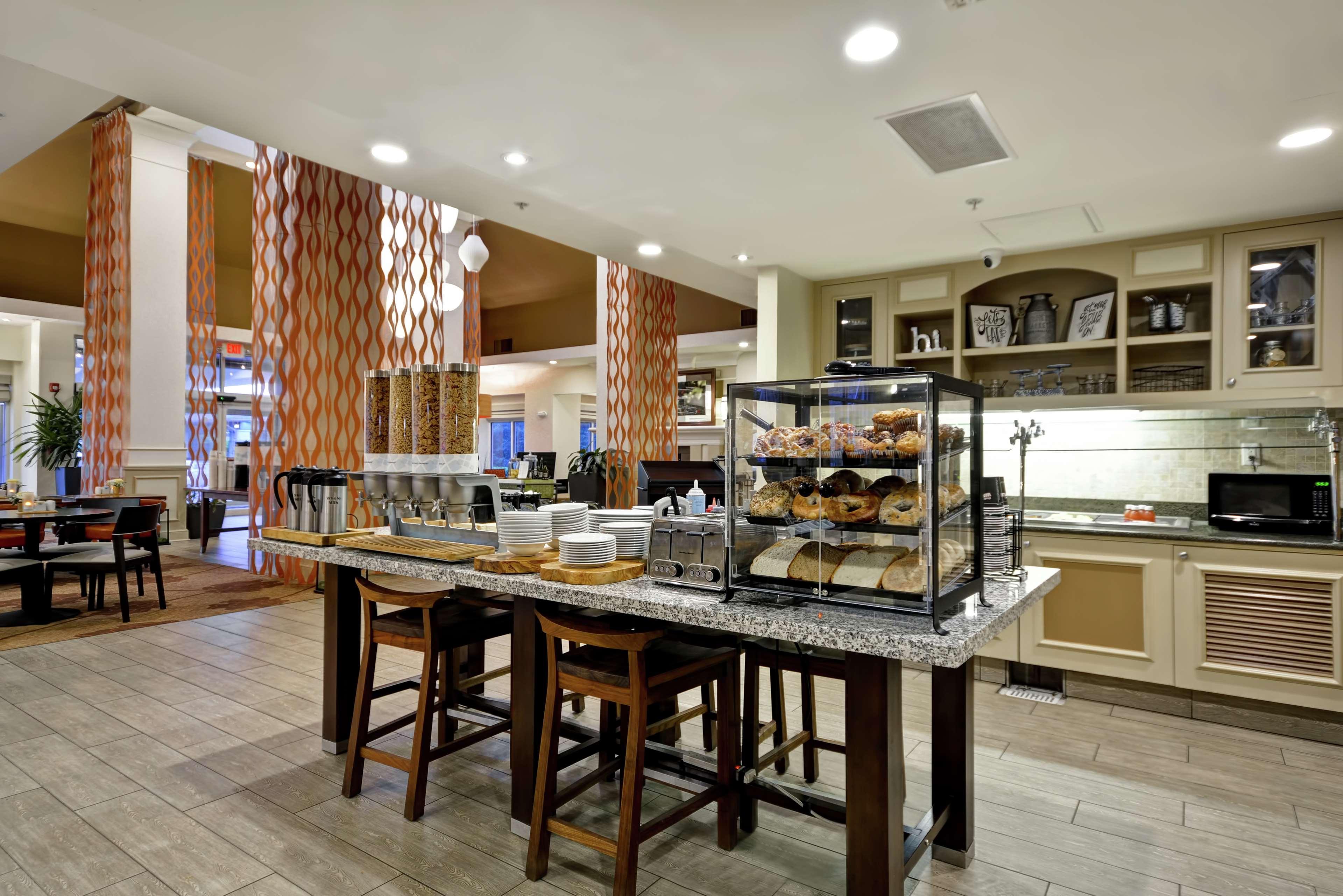 Hilton Garden Inn Fort Collins Kültér fotó