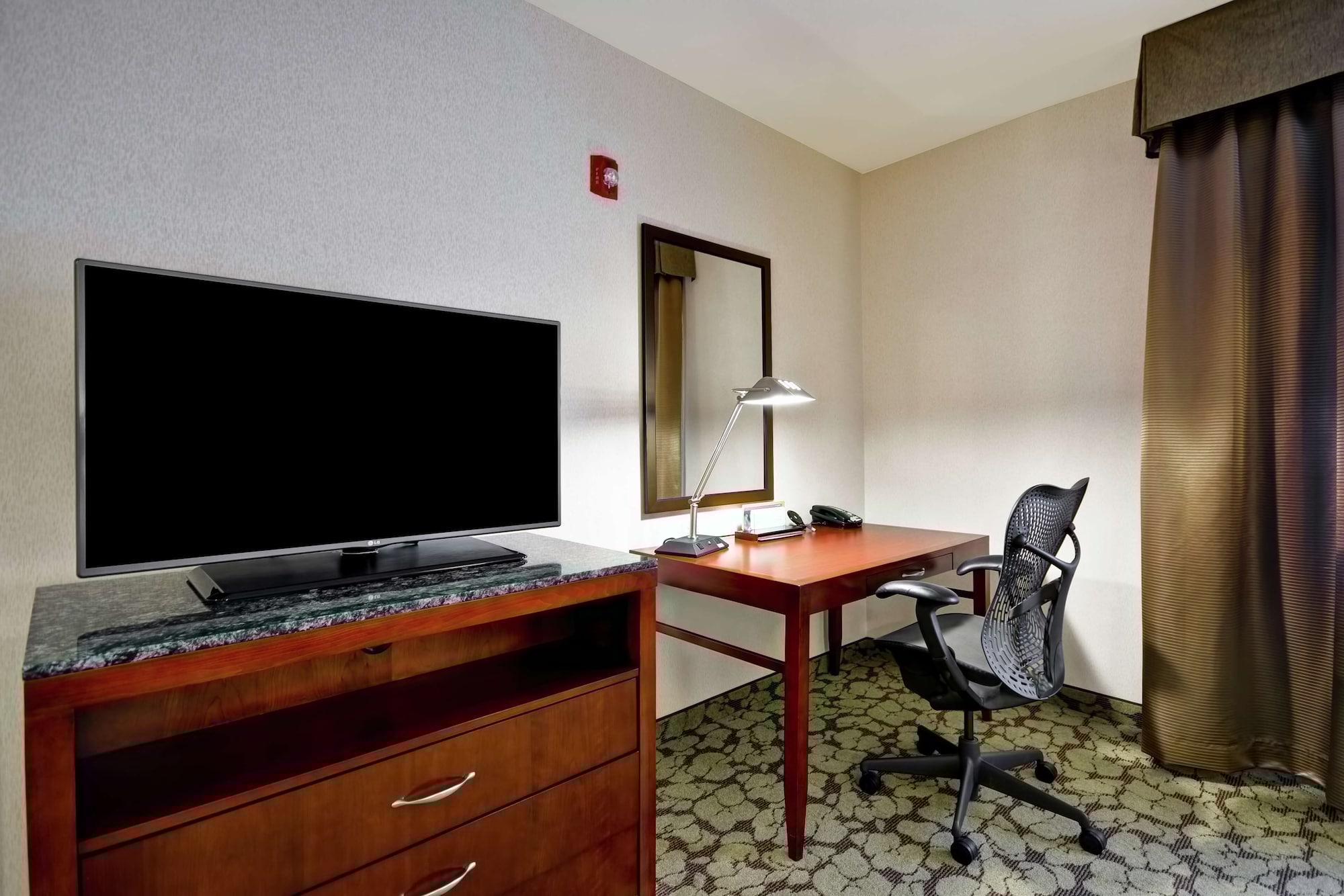Hilton Garden Inn Fort Collins Kültér fotó