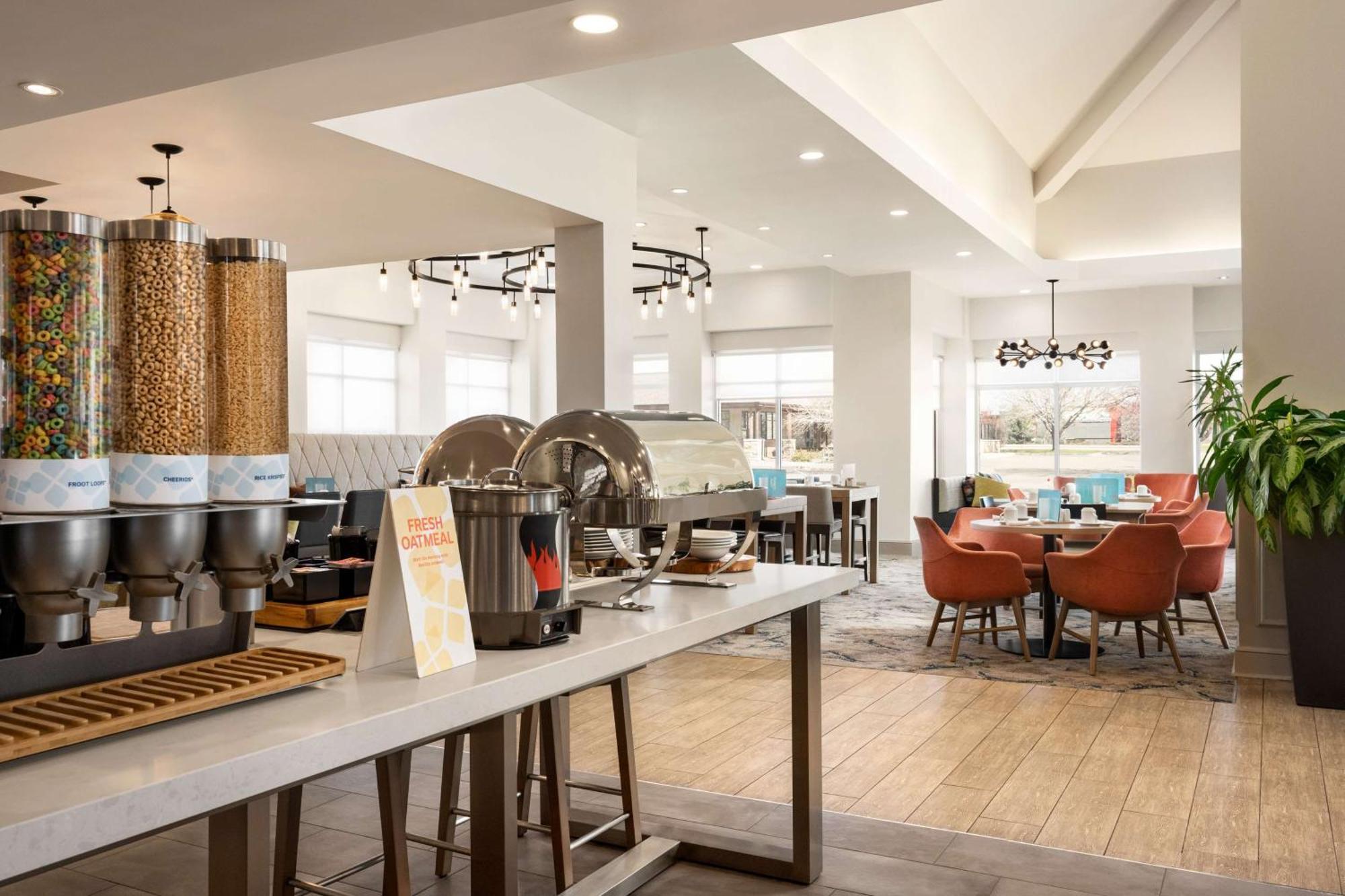 Hilton Garden Inn Fort Collins Kültér fotó
