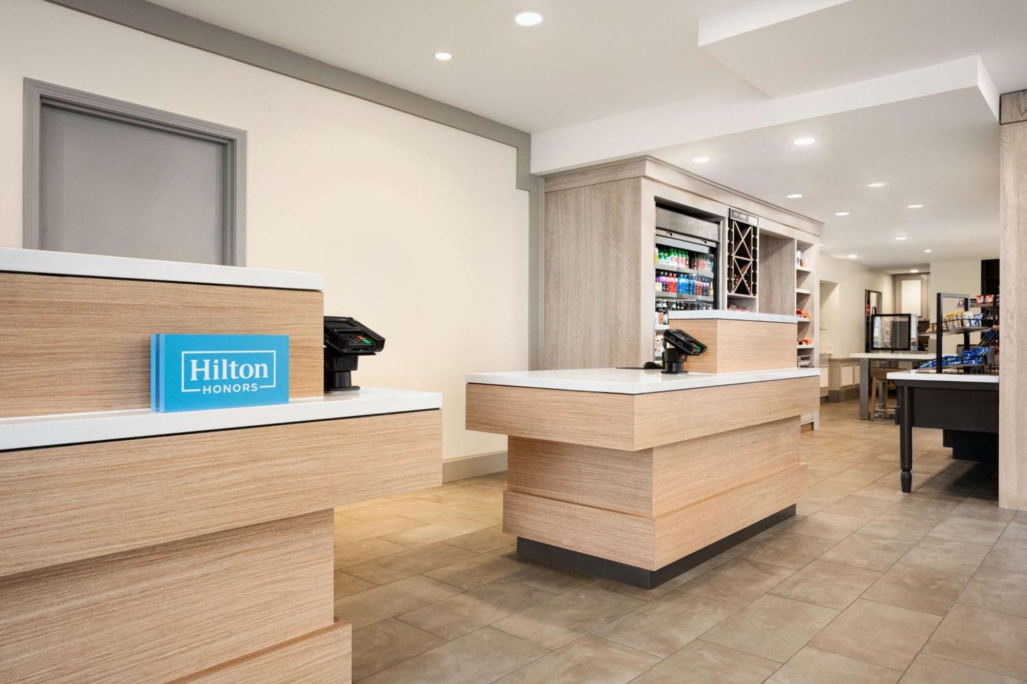 Hilton Garden Inn Fort Collins Kültér fotó